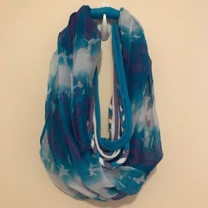 CUTE scarf, perfect for school!